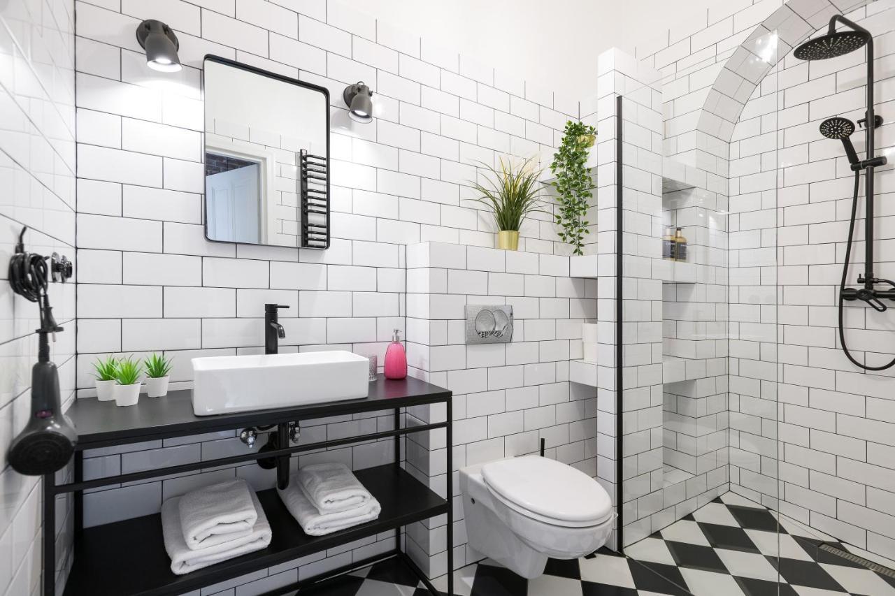 Discover Krakow Apartments - 3 Rakowicka St - Amazing Loft Near Main Station - Netflix Exteriör bild